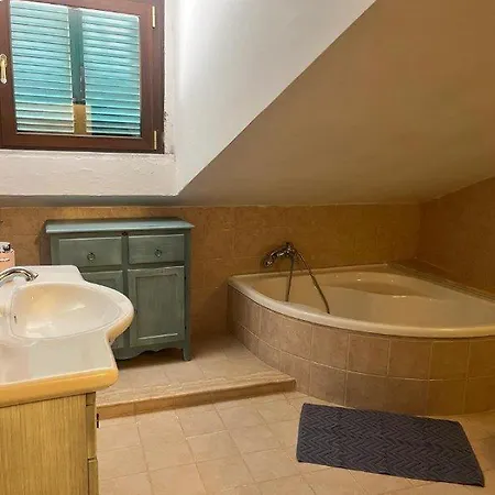 La Luce Dell'est * روما